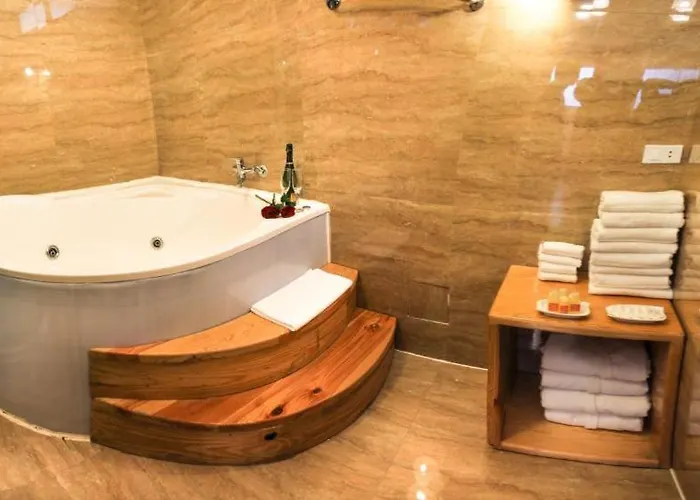 Hotel Suites