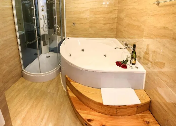 Hotel Suites 4*